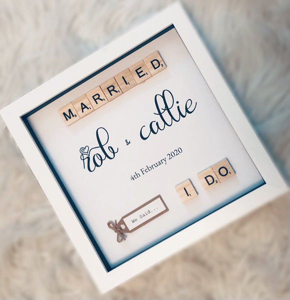Personlaised Married frame gift. Wedding gift. Couple gift.